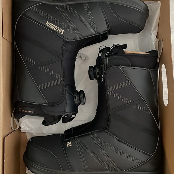 Salomon Titan BOA Snowboarding Boots - Picture 2 of 3